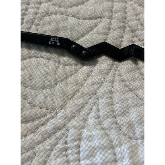 Vintage Black Womens Paloma Picasso Aviator Sunglasses 3716 Made in Germany main image 9